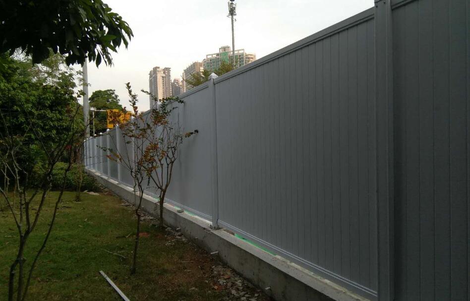 PVC圍擋優點有哪些?(為什么這么多人喜歡PVC施工圍擋)
